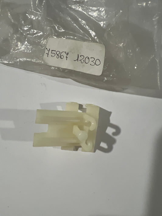 75867-12030 SIDE MOULDING, toyota