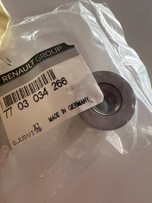 7703034266 Renault TUERCA FIJAC