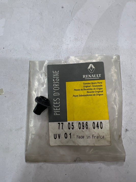 7705096040 Clip, tapacubos RENAULT