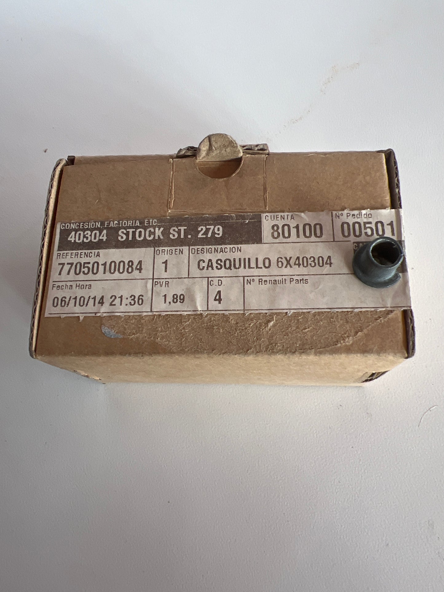 7705010084 Clip, tapacubos RENAULT