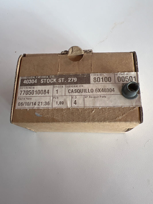 7705010084 Clip, tapacubos RENAULT