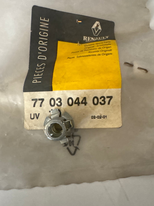 7703044037, TUERCA EN CAJA, Renault