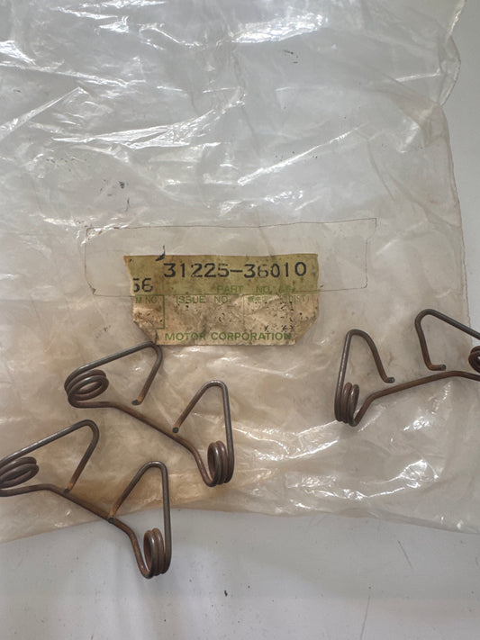 31225-36010 CLUTCH & RELEASE FORK, toyota