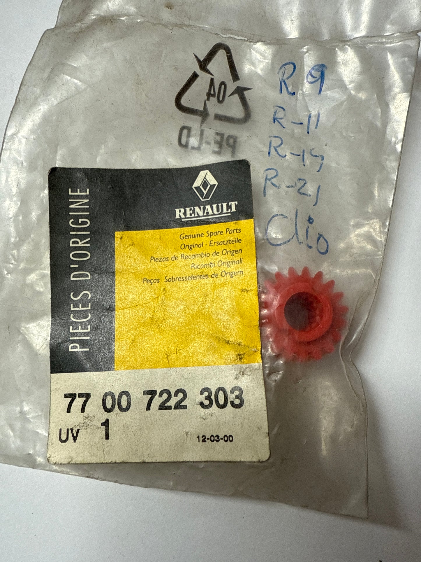 7700722303, PINON TACOMETRO, Renault