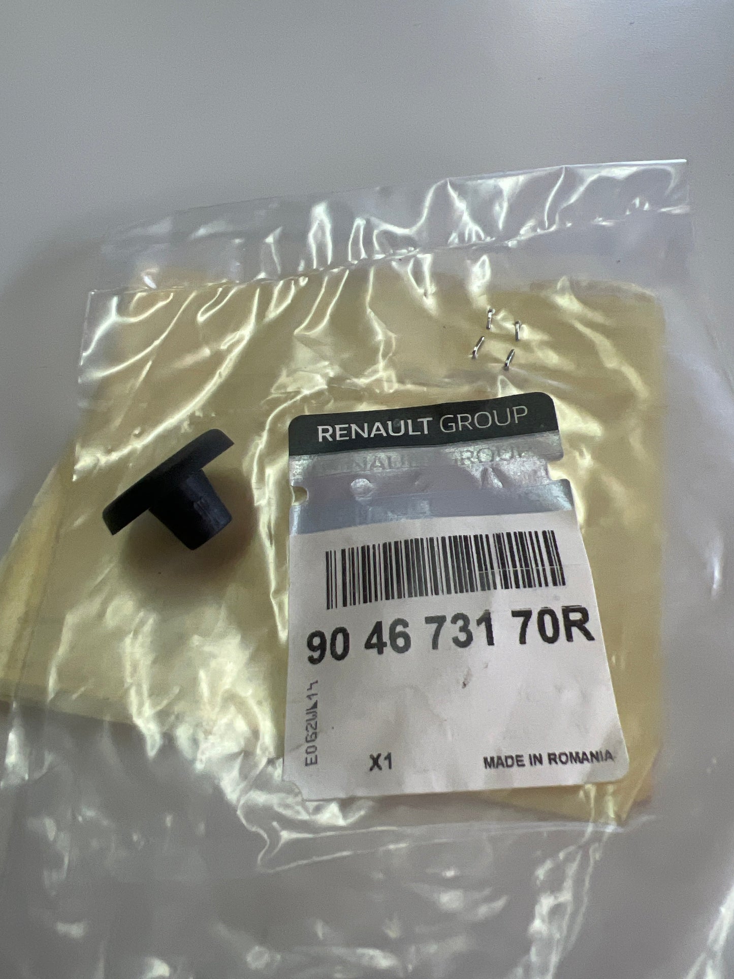 904673170R - CONTRA TOPE PTA - Renault