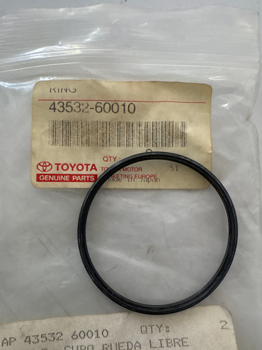 43532-60010 FRONT AXLE HUB, toyota