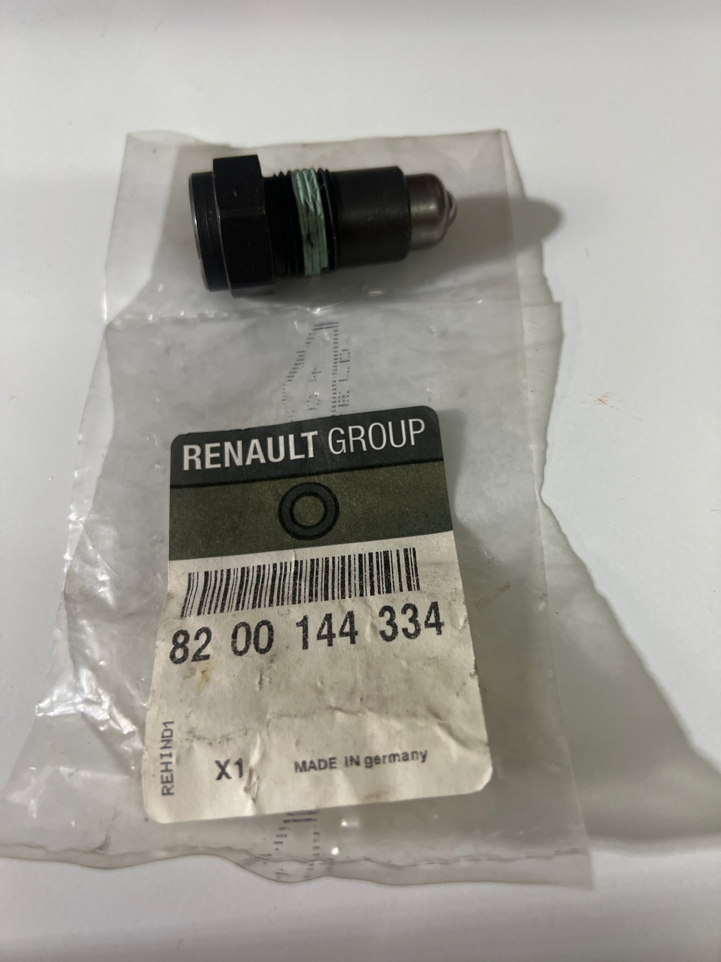 8200144334 - TORNILLO - Renault