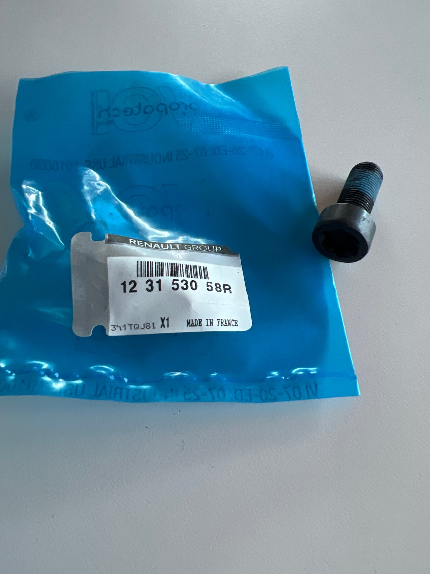 123153058R - TORNILLO FIJACION - Renault