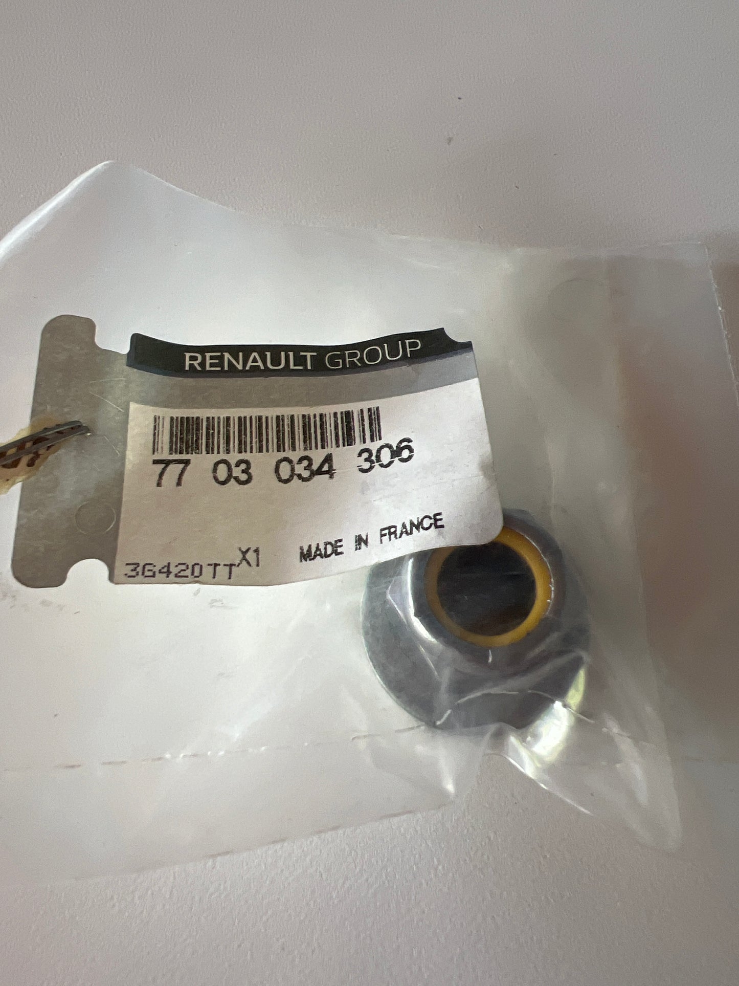 7703034306 - TUERCA M12X12 - Renault