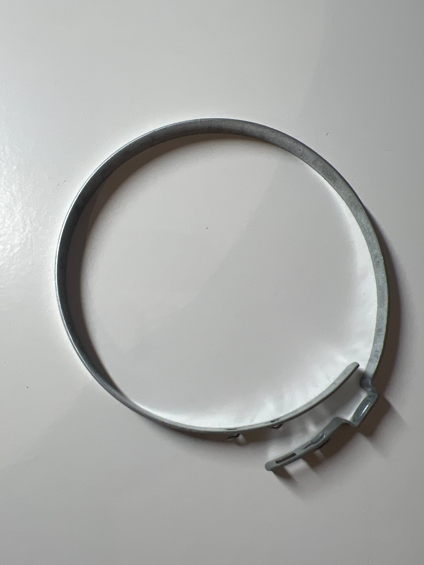 1063503, ABRAZADERA - ACABADO, Ford