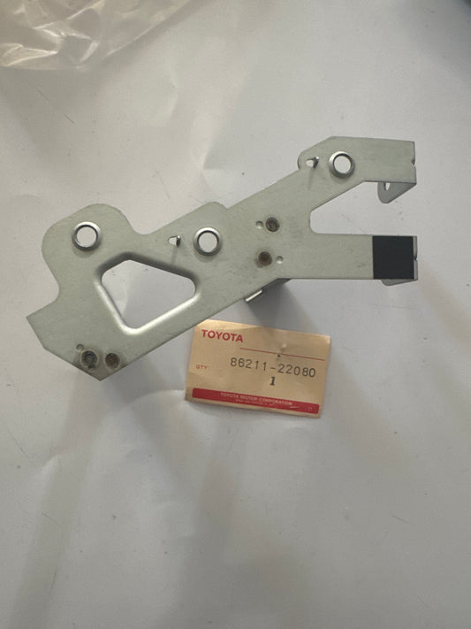 86211-22080, 86211-22080 RADIO RECEIVER & AMPLIFIER & CONDENSER, toyota, Toyota - Lexus